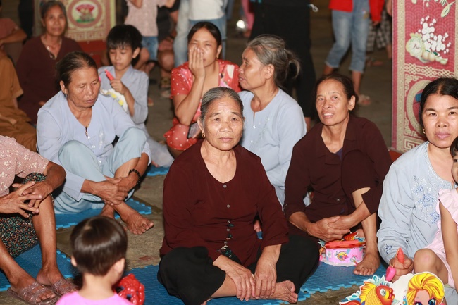Mid-Autumn Festival at Dong Cao Thanh Hoa pagoda