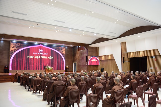 A meeting of the monks of Hoang Phap pagoda