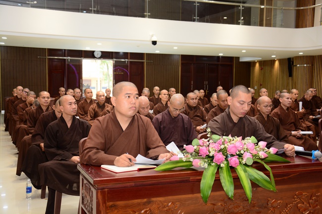 A meeting of the monks of Hoang Phap pagoda