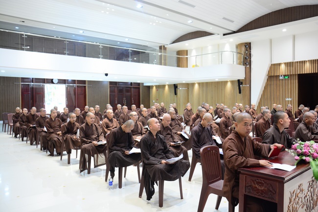 A meeting of the monks of Hoang Phap pagoda