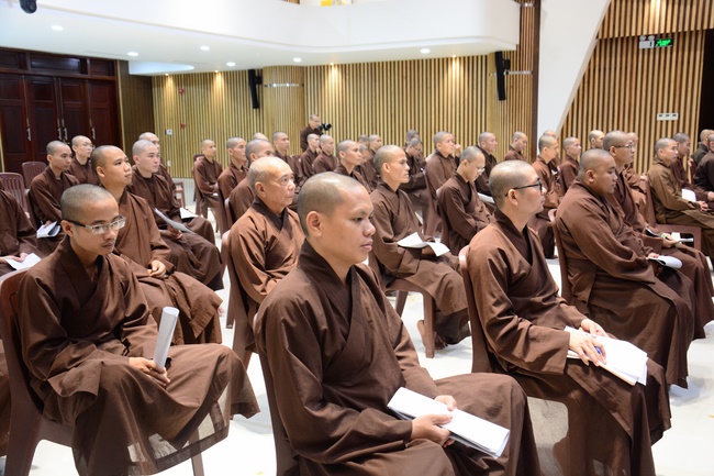 A meeting of the monks of Hoang Phap pagoda