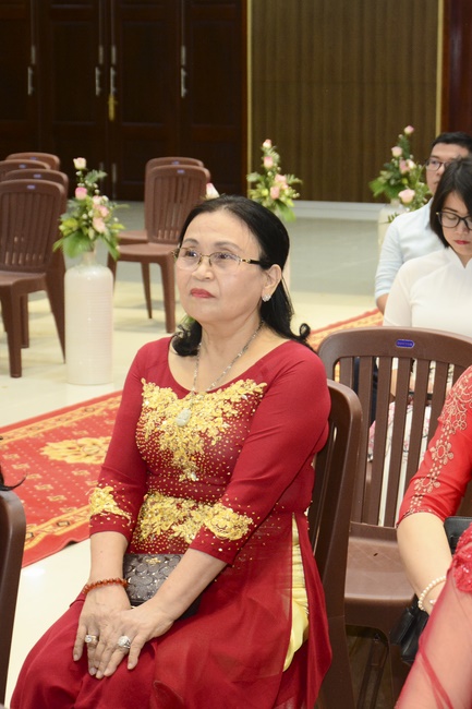 The Wedding Ceremony at the pagoda