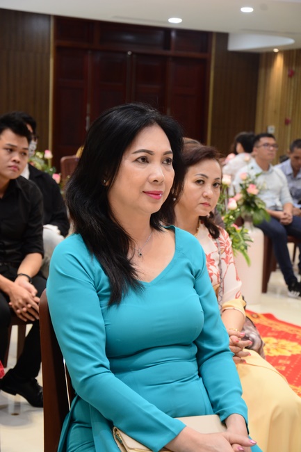 The Wedding Ceremony at the pagoda