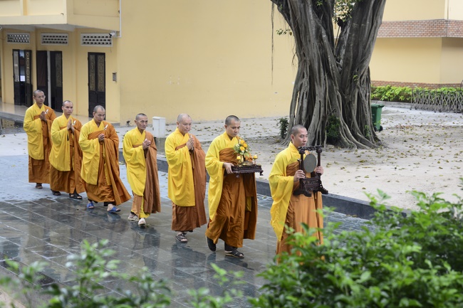 The Wedding Ceremony at the pagoda