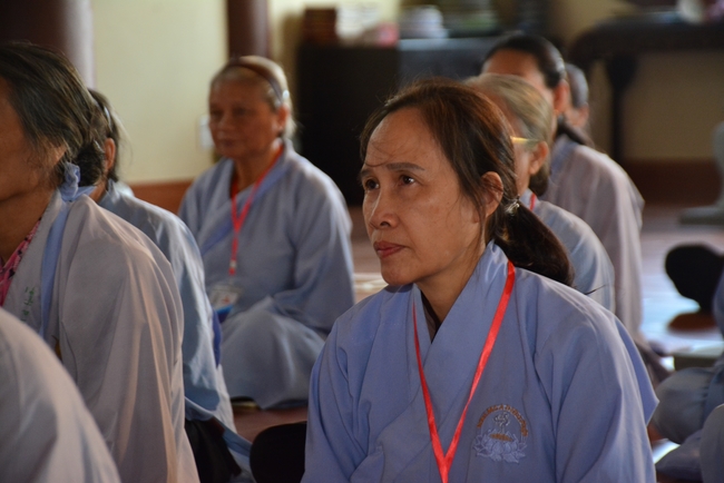 The 2nd-day Retreat meditation - reciting the Buddha's name and the Ordination Ceremony at Tay Khanh Pagoda