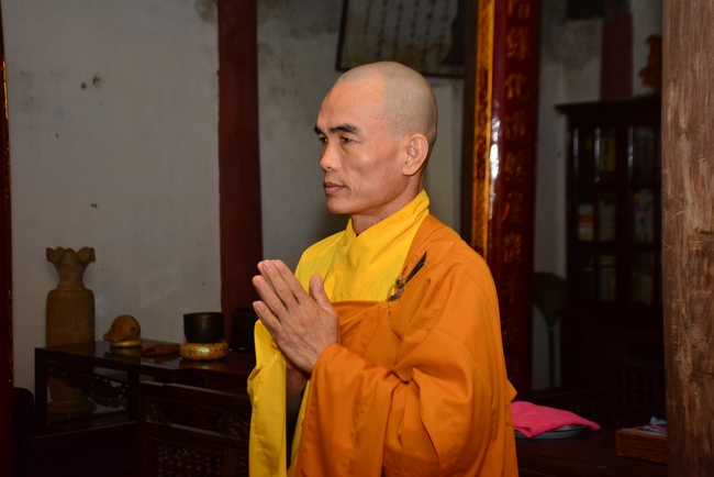 The 2nd-day Retreat meditation - reciting the Buddha's name and the Ordination Ceremony at Tay Khanh Pagoda