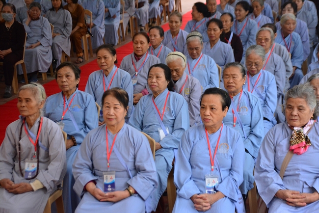 The rite casting Great bell at Tay Khanh pagoda
