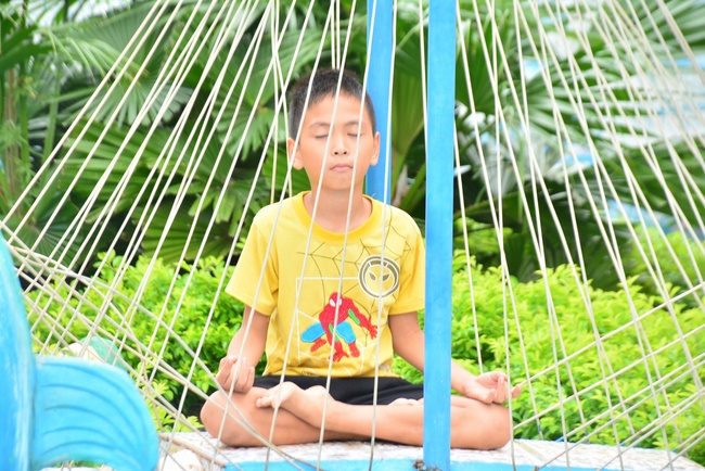 Mid-Autumn Festival at Tay Khanh Pagoda, Thai Binh