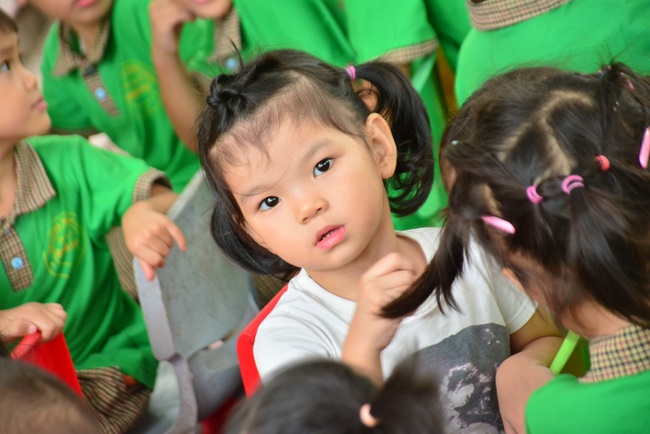 Mid-Autumn Festival at Tay Khanh Pagoda, Thai Binh