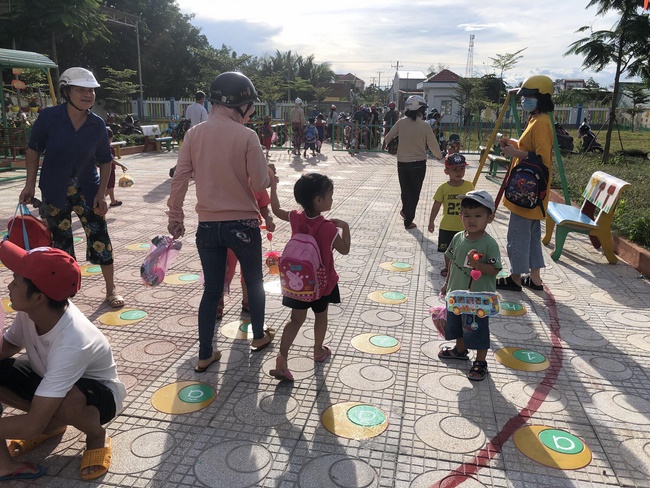 Mid-Autumn Festival at Suoi Ngo, Tay Ninh
