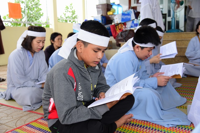 The rite praying for rebirth in Vinh Long