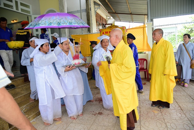 The rite praying for rebirth in Vinh Long