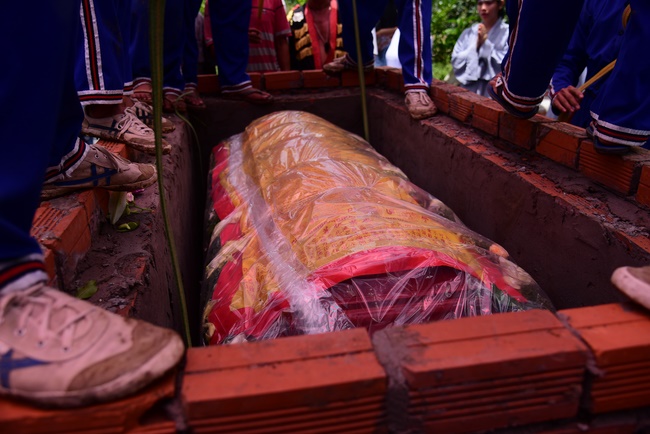 The rite praying for rebirth in Vinh Long