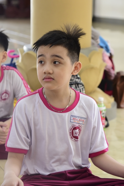 Visiting Hoang Phap Pagoda of Hoa Binh Primary School - Secondary School - High School in Tan Phu.