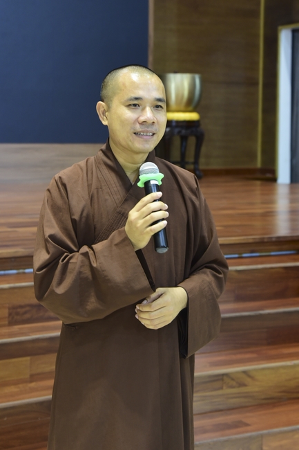 Visiting Hoang Phap Pagoda of Hoa Binh Primary School - Secondary School - High School in Tan Phu.