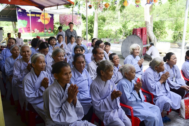 Cúng dường Tam bảo và lễ cầu siêu chùa An Sơn, Quảng Ngãi