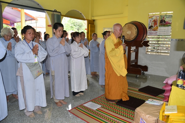 Cúng dường Tam bảo và lễ cầu siêu chùa An Sơn, Quảng Ngãi