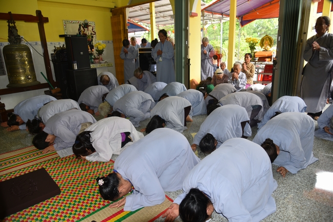 Cúng dường Tam bảo và lễ cầu siêu chùa An Sơn, Quảng Ngãi