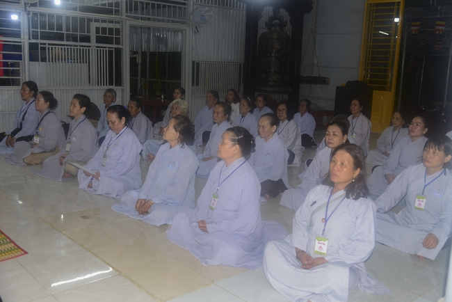 Cúng dường Tam bảo chùa Vĩnh Pháp và phóng sinh biển Nha Trang