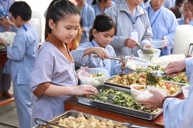 One-day Retreat at Dong Cao Pagoda.