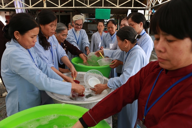 One-day Retreat at Dong Cao Pagoda.