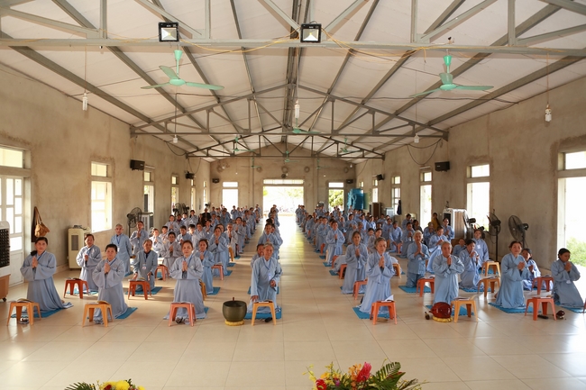 One-day Retreat at Dong Cao Pagoda.