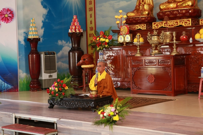 One-day Retreat at Dong Cao Pagoda.