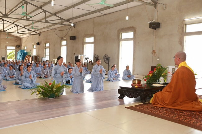 One-day Retreat at Dong Cao Pagoda.