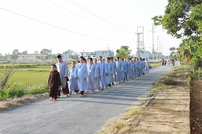One-day Retreat at Dong Cao Pagoda.