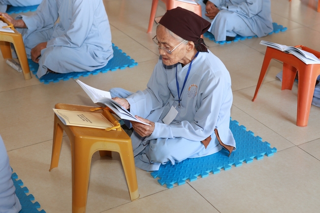 One-day Retreat at Dong Cao Pagoda.