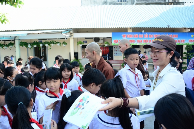 Donating books to Schools in HCMC