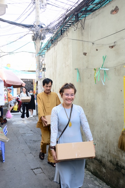 Donating books to Schools in HCMC