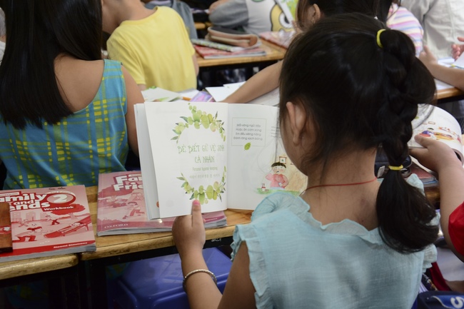 Donating books to Schools in HCMC