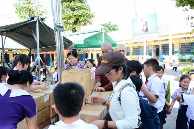 Donating books to Schools in HCMC