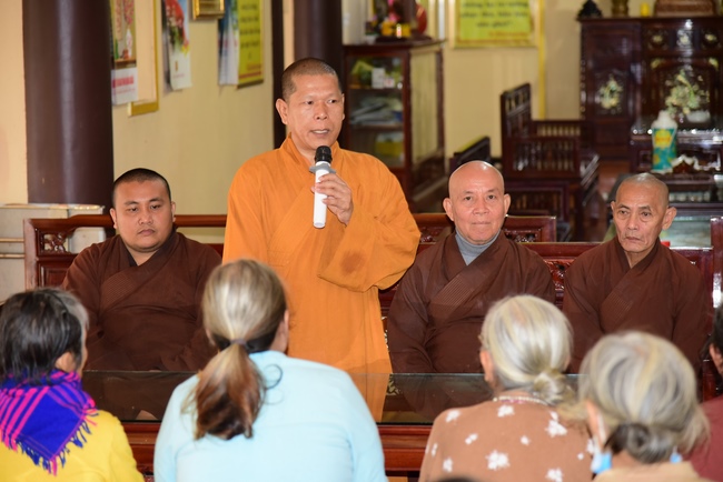 The 2nd trip of flood relief in the central area.