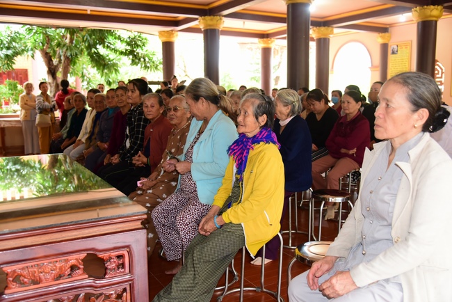 The 2nd trip of flood relief in the central area.