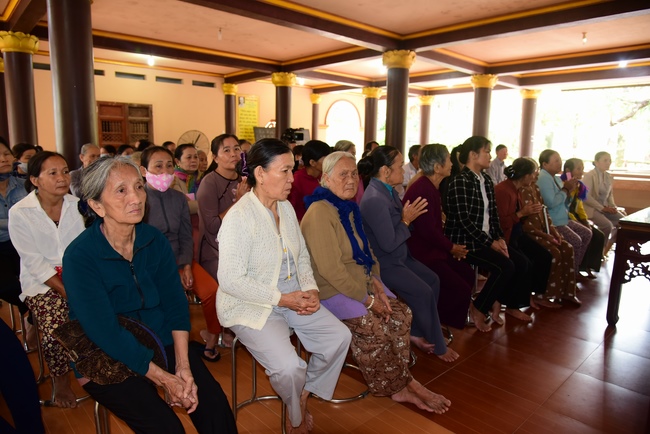 The 2nd trip of flood relief in the central area.