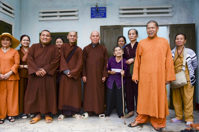 The 2nd trip of flood relief in the central area.