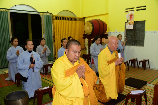 The 2nd trip of flood relief in the central area.