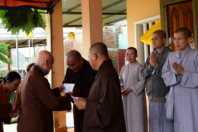 The 2nd trip of flood relief in the central area.