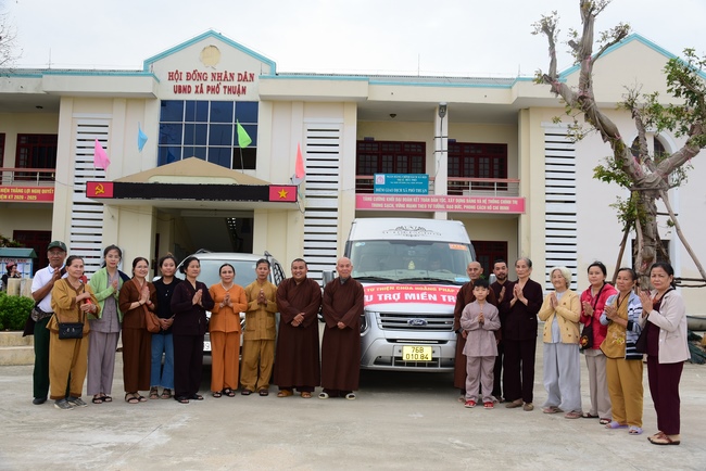 The 2nd trip of flood relief in the central area.