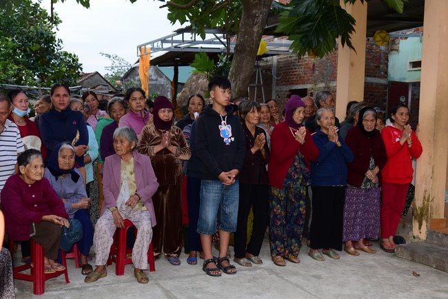 The 2nd trip of flood relief in the central area.