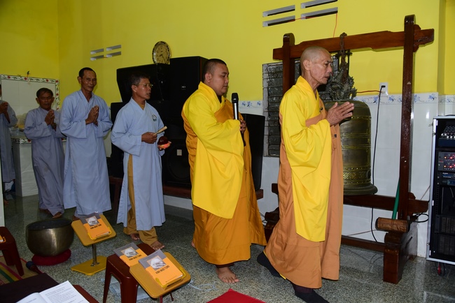 The 2nd trip of flood relief in the central area.