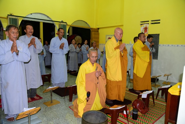 The 2nd trip of flood relief in the central area.