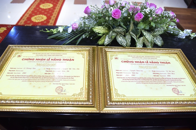 The Wedding Ceremony at the pagoda