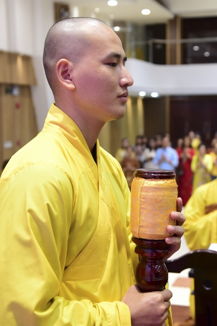 The Wedding Ceremony at the pagoda