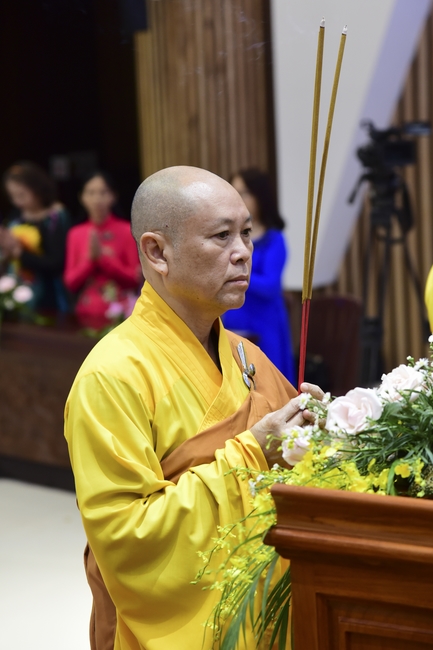 The Wedding Ceremony at the pagoda