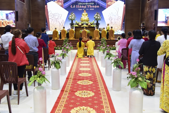 The Wedding Ceremony at the pagoda