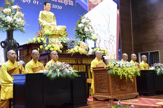 The Wedding Ceremony at the pagoda