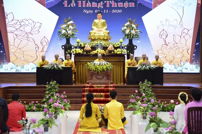 The Wedding Ceremony at the pagoda